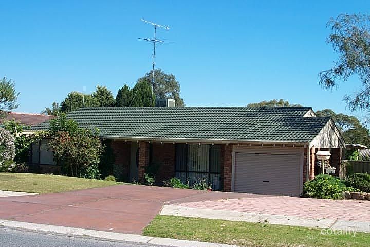 19 Bredhurst Rd, Marangaroo, WA 6064