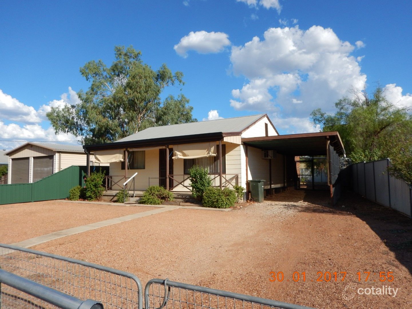 4 Red Robin St, Lightning Ridge, NSW 2834