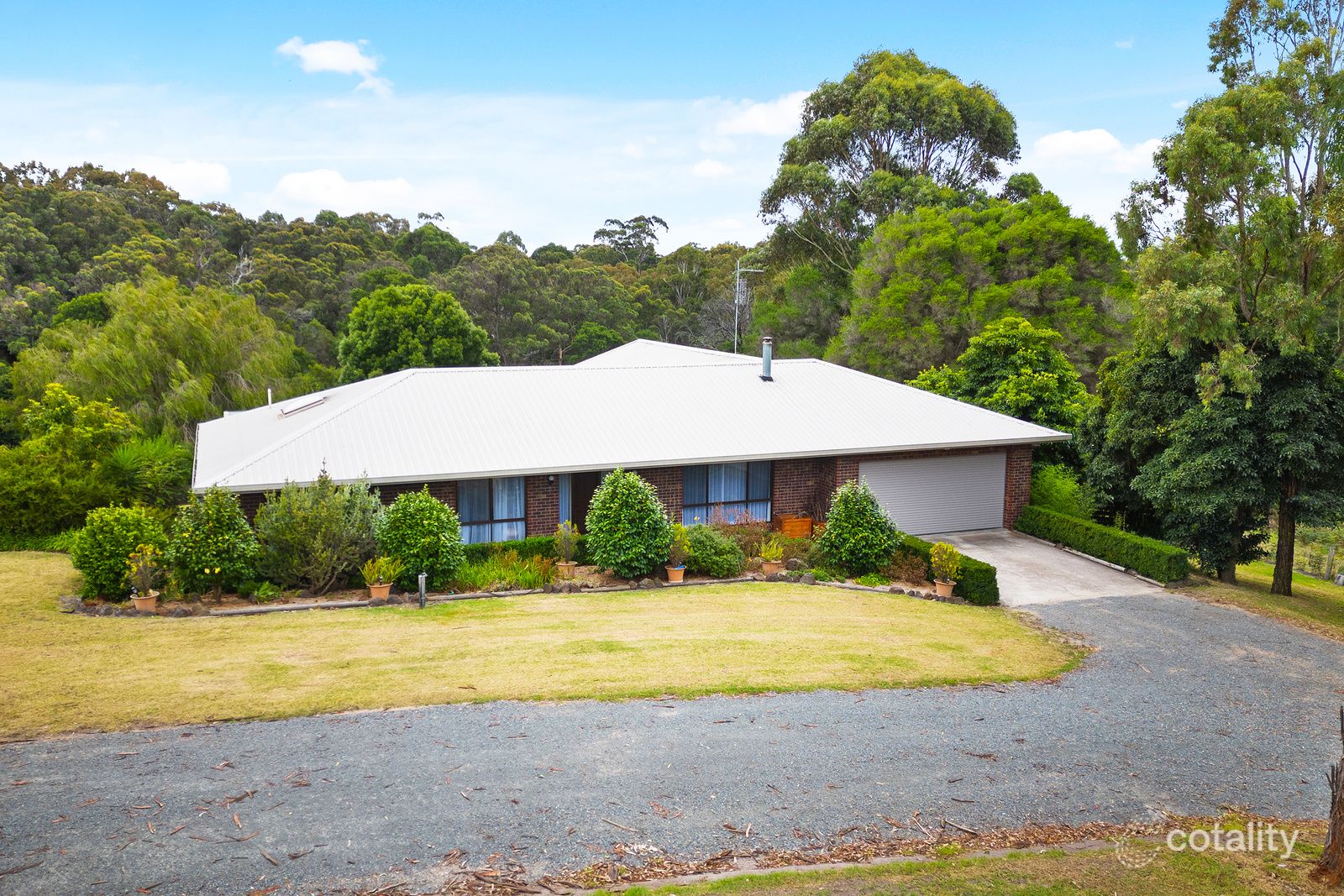 21b Albatross Rd, Kalimna, VIC 3909