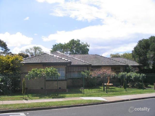 2 Lebanon St, Strathmore, VIC 3041