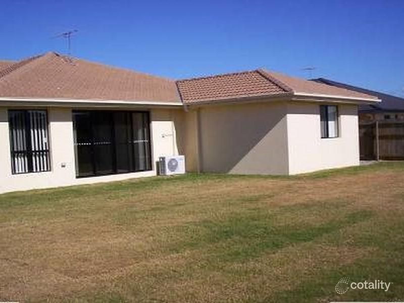 11 Amity Ct, Sandstone Point, QLD 4511