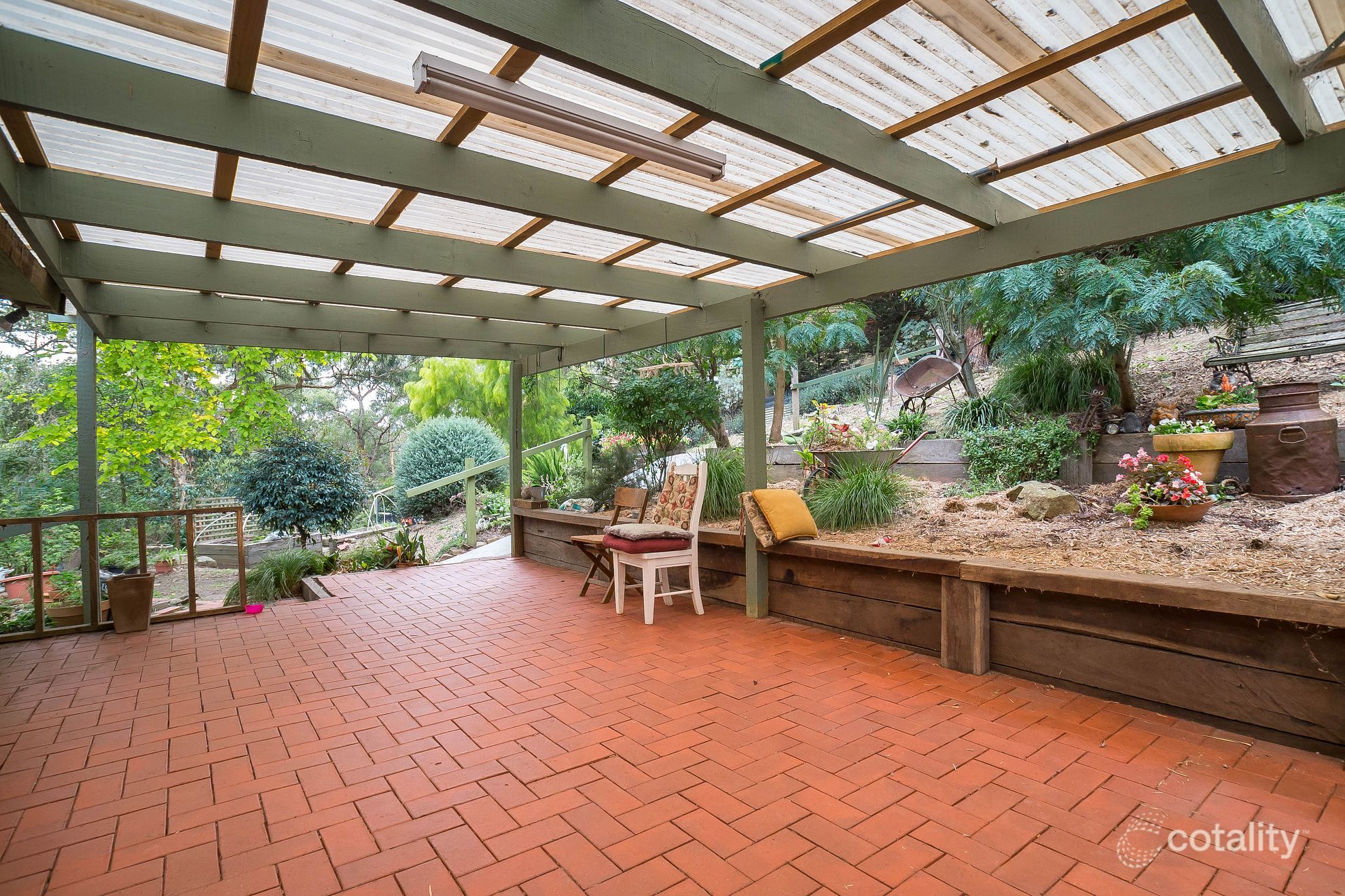 2 Johns Rd, Selby, VIC 3159