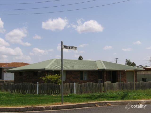 18 Aubigny Rd, Oakey, QLD 4401