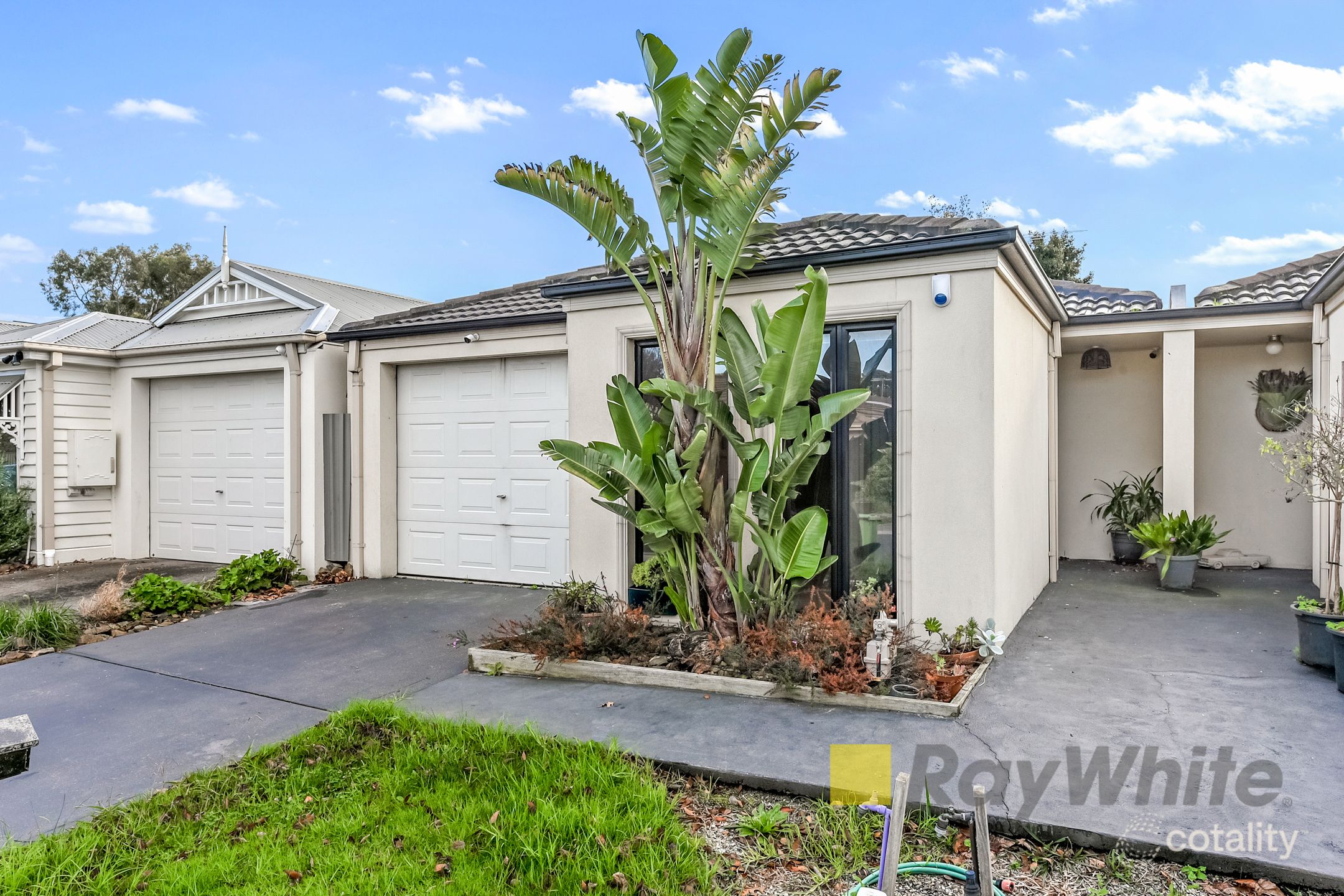 66 Tyndall St, Cranbourne East, VIC 3977