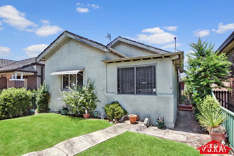 8 Adelaide St, Belmore, NSW 2192