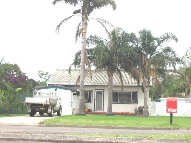 3 The Lakes Way, Forster, NSW 2428