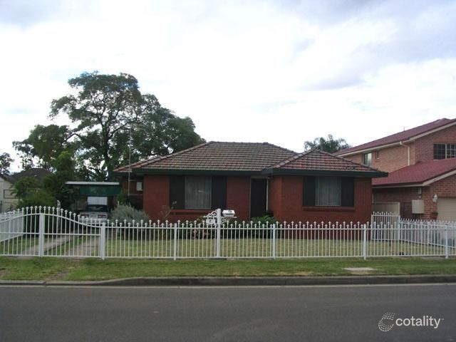 7 Wyong St, Canley Heights, NSW 2166