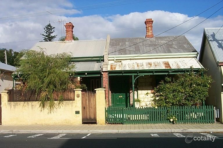 17 Alma St, Fremantle, WA 6160