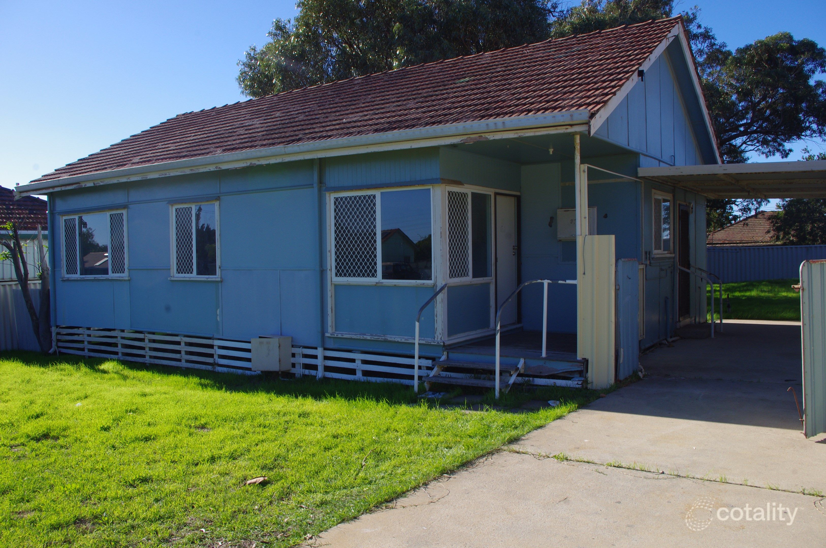 37 Felicia St, Rangeway, WA 6530