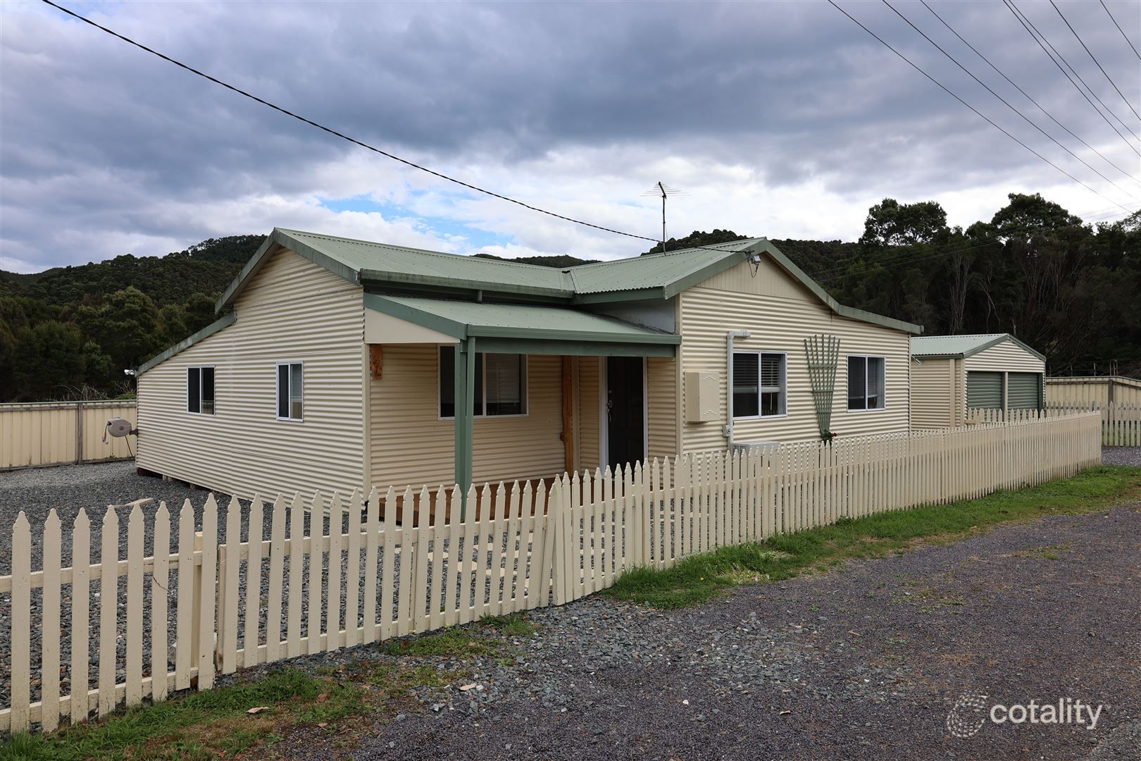 6 Lynchford Rd, Queenstown, TAS 7467