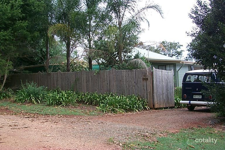 52 Tina Ave, Lamb Island, QLD 4184