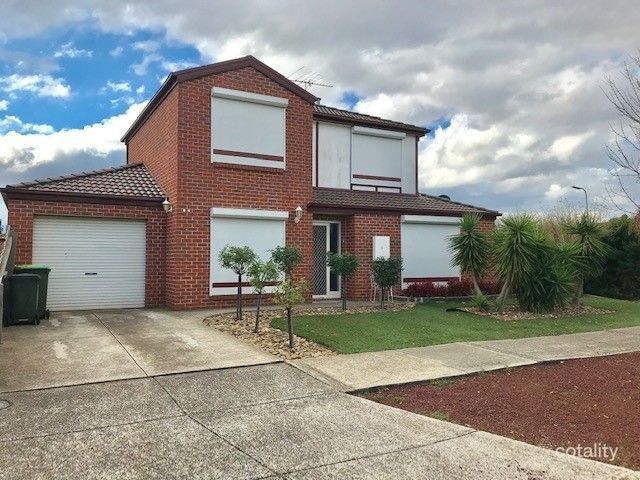 4/2 Serrata Ct, Hillside, VIC 3037