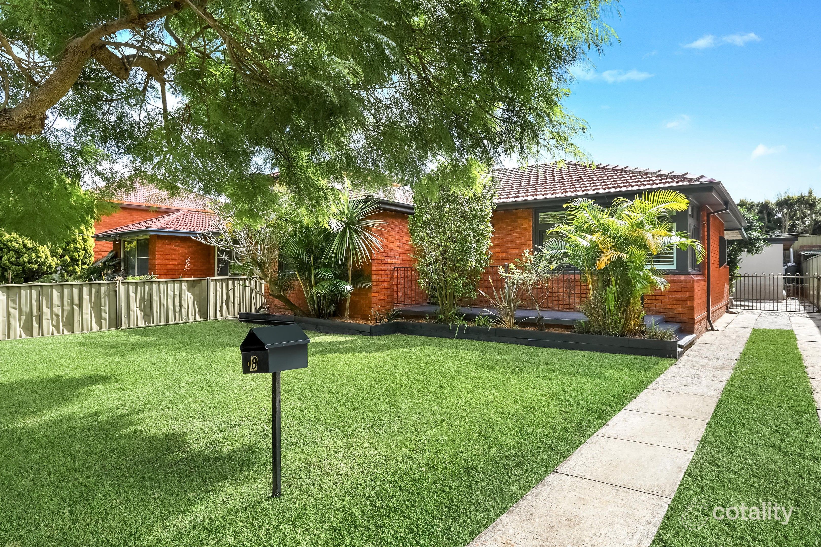 8 Dransfield Ave, Mascot, NSW 2020