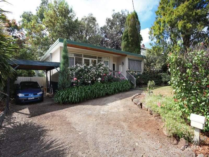 40 Glenvale Rd, Ringwood North, VIC 3134