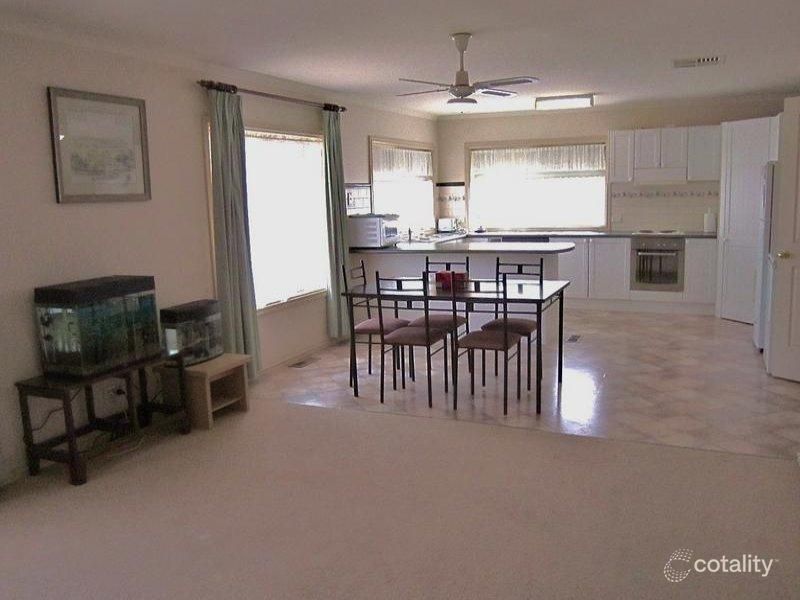 3 Kate Cl, Kennington, VIC 3550