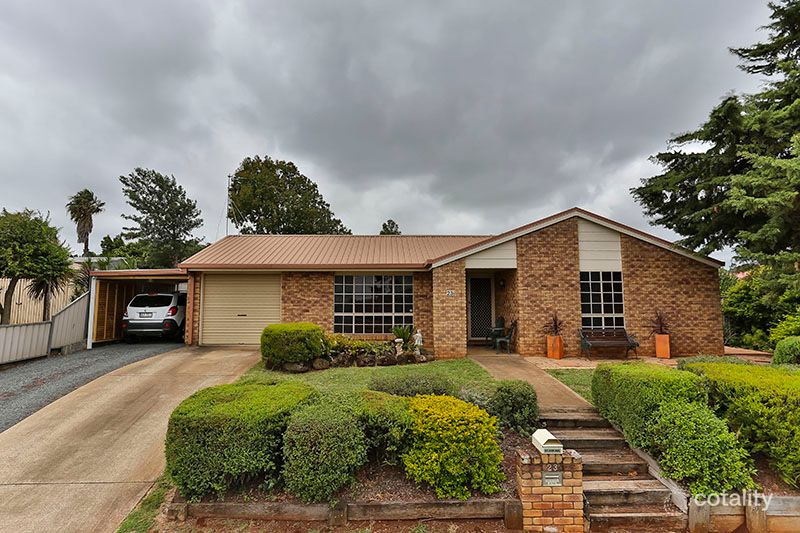 23 Armstrong St, Wilsonton, QLD 4350