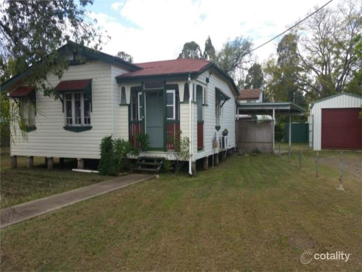 15 Bagot St, Dalby, QLD 4405