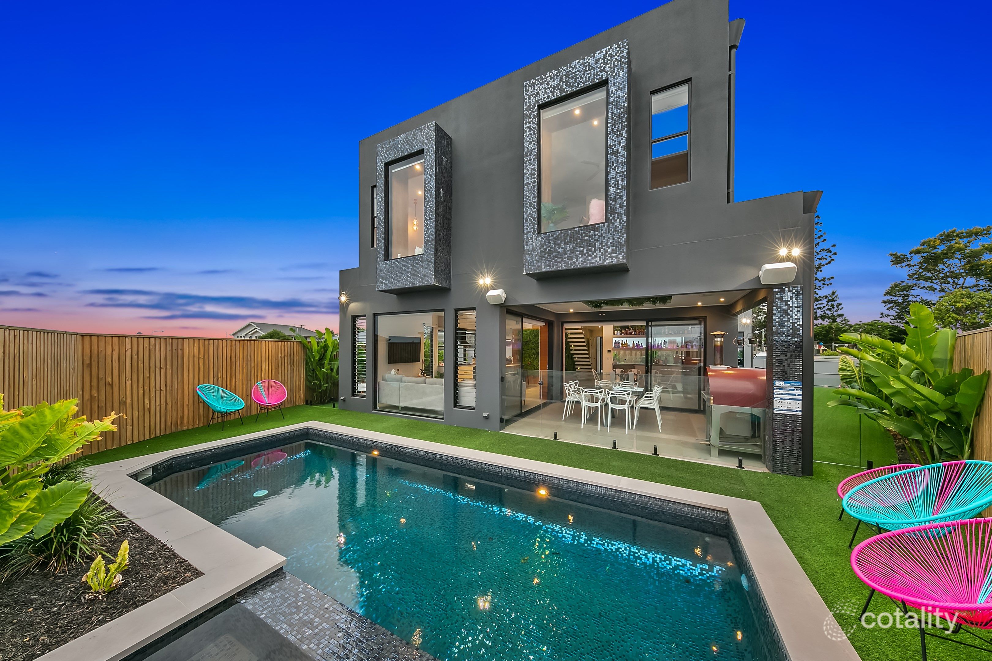 12 Superior Pde, Bridgeman Downs, QLD 4035