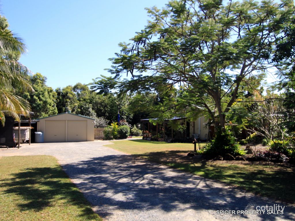 19 Hull Heads Rd, Hull Heads, QLD 4854