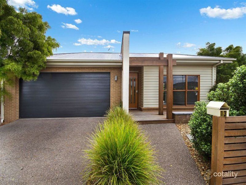 13 Springwater Dr, Lara, VIC 3212