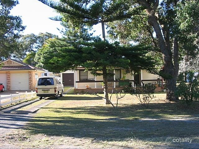 99 Diamond Head Dr, Budgewoi, NSW 2262
