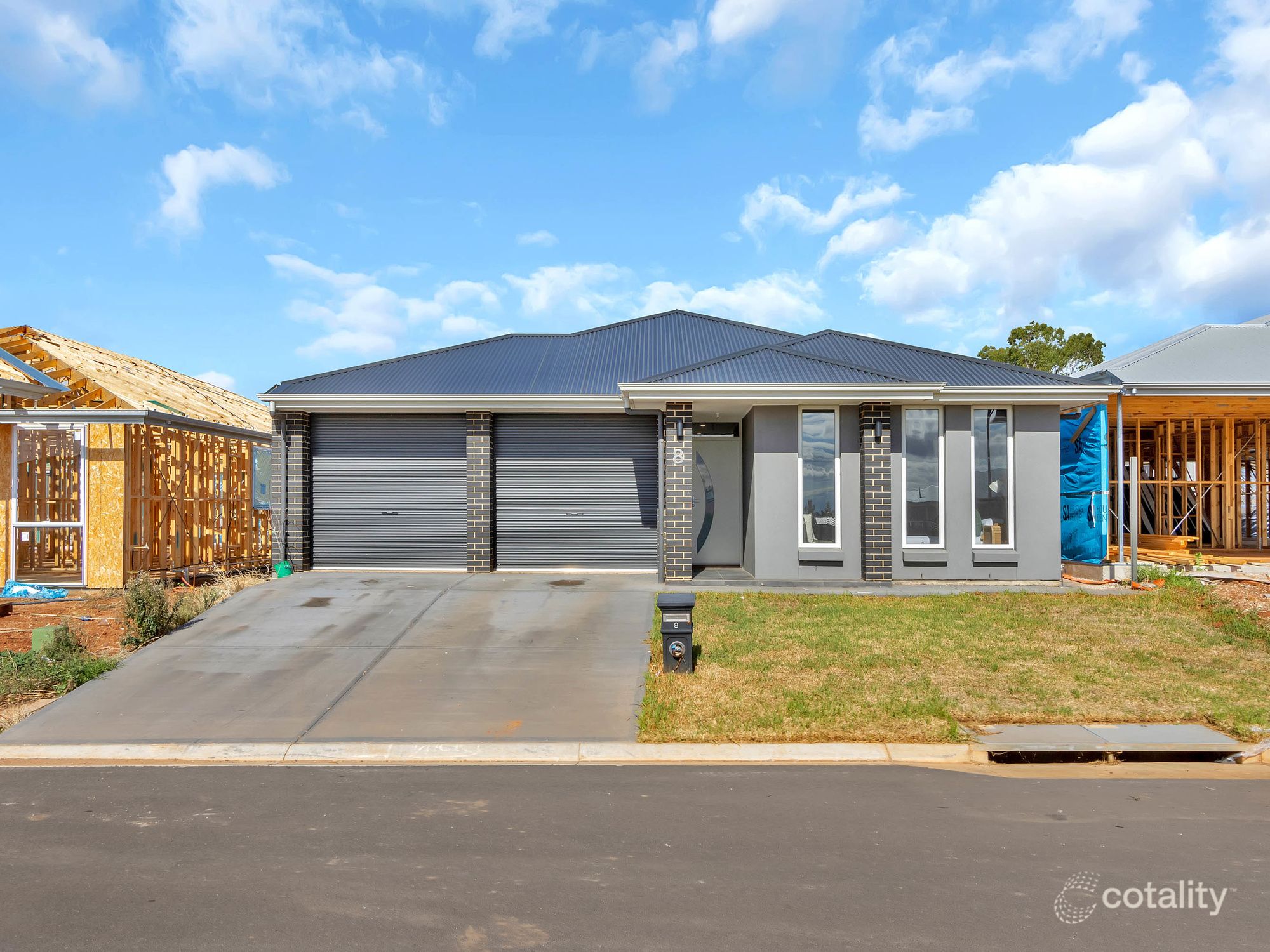 8 Simpson Pl, Evanston Park, SA 5116