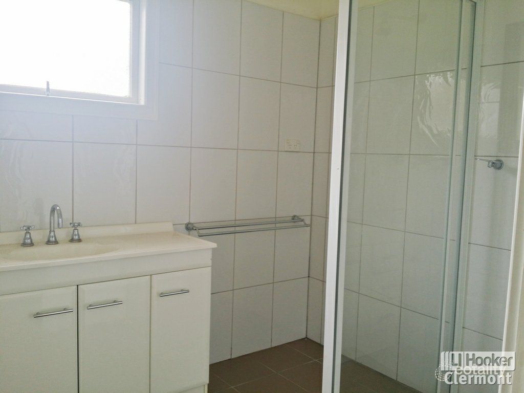 45 Daintree St, Clermont, QLD 4721