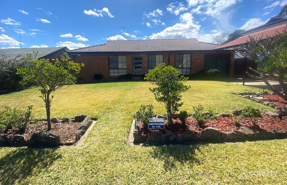 6 Bottlebrush Ave, Bradbury, NSW 2560