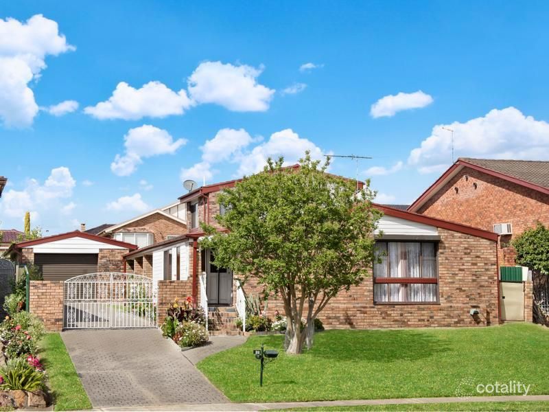 11 Thackeray Cl, Wetherill Park, NSW 2164