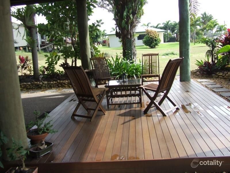 9 Marine Pde, Cardwell, QLD 4849