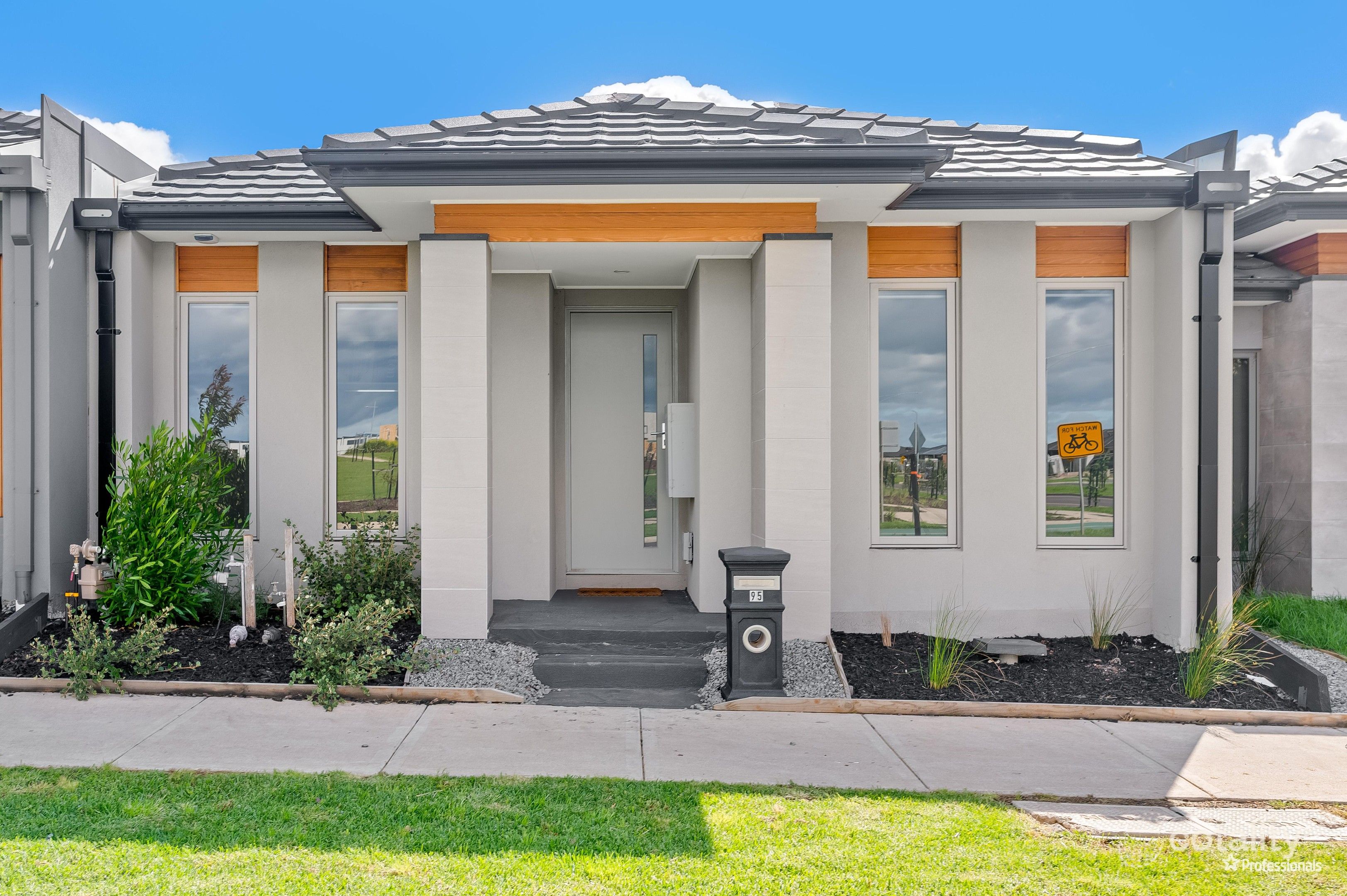 95 Millbrook Dr, Wyndham Vale, VIC 3024
