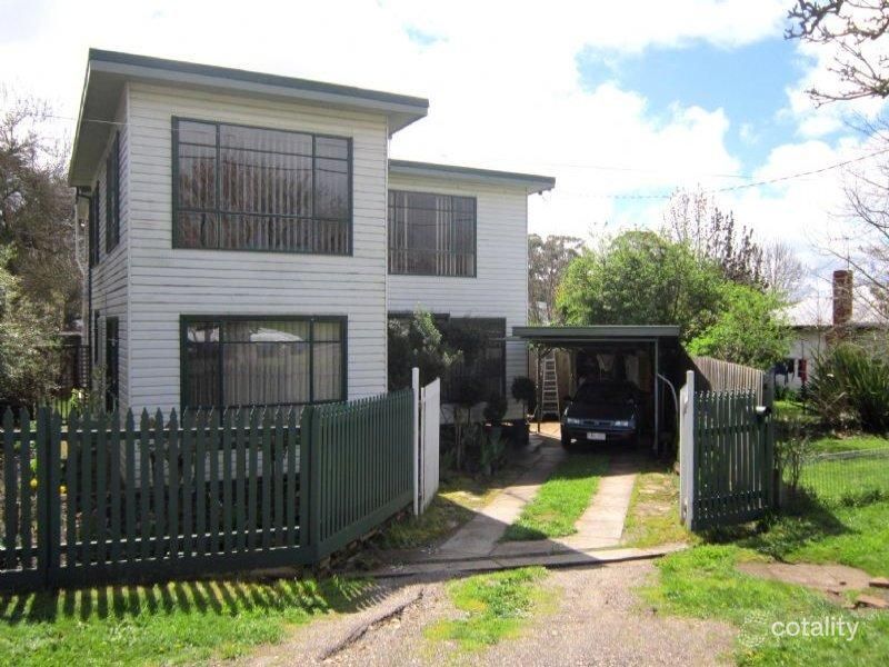 2 Knox St, Daylesford, VIC 3460