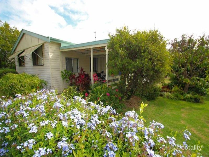 2 Rutherford St, Monto, QLD 4630