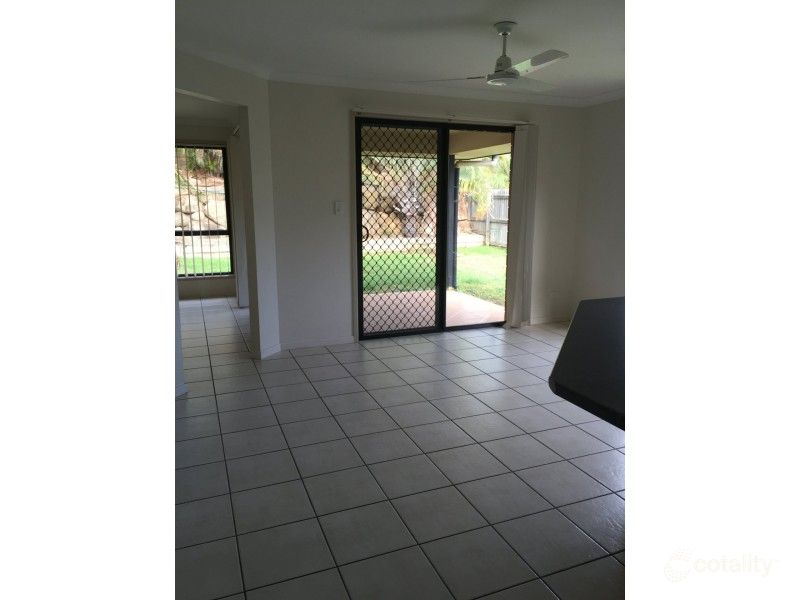 71 Col Brown Ave, Clinton, QLD 4680
