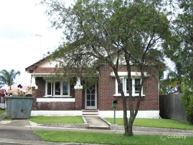 30 Linden Ave, Punchbowl, NSW 2196