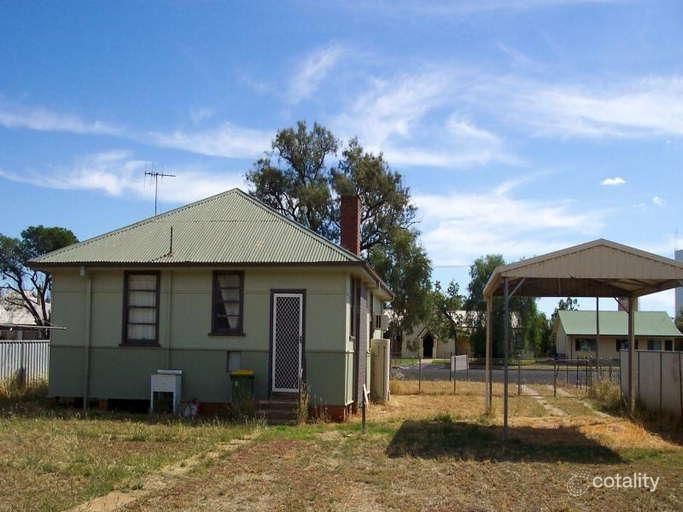 90 Dandaloo St, Trangie, NSW 2823