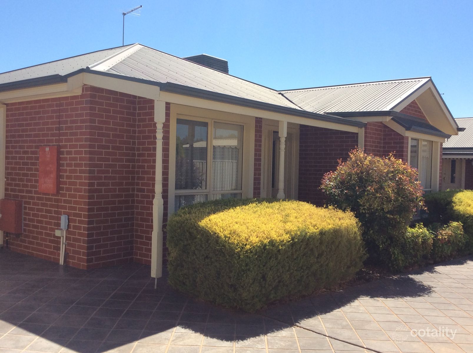 2/15 Belleview Dr, Irymple, VIC 3498