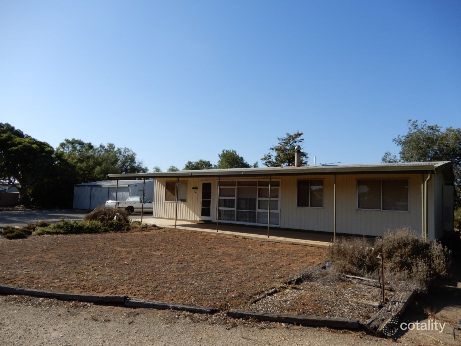 12 Collins St, Jamestown, SA 5491