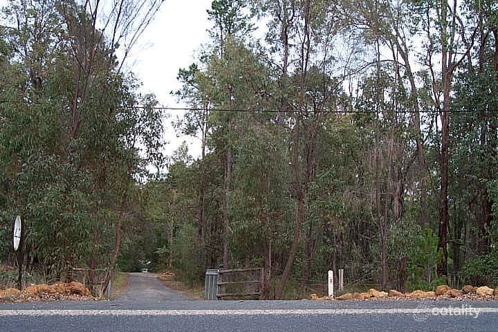 4260 Richardson Rd, Stoneville, WA 6081
