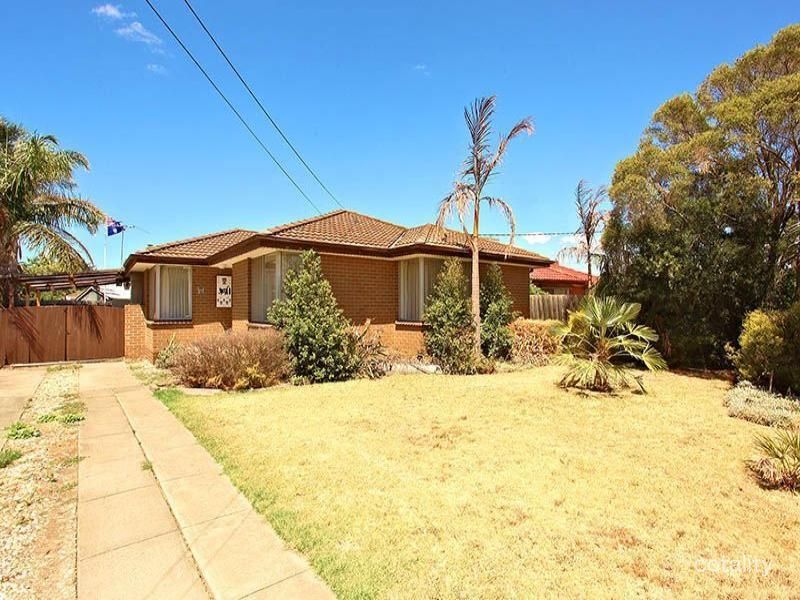 11 Kemp Ave, Thomastown, VIC 3074