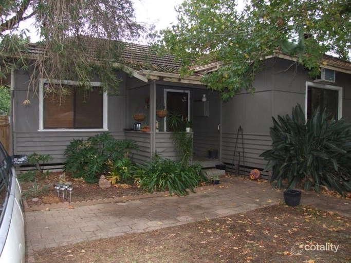 9 Ferrier St, Swan View, WA 6056