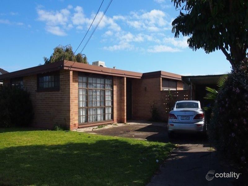 15 Yalpara Ave, Seaton, SA 5023