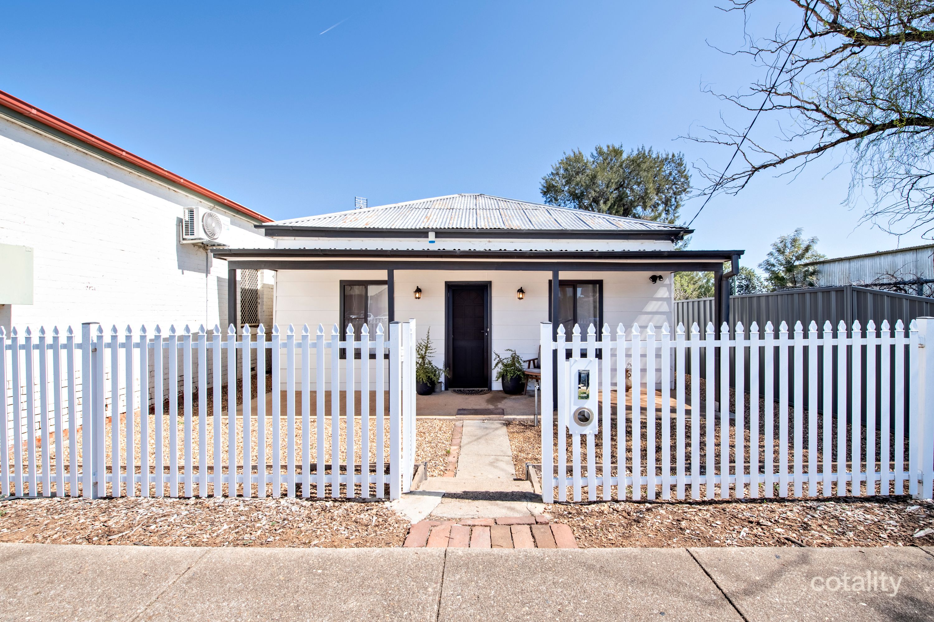 113 Percy St, Wellington, NSW 2820