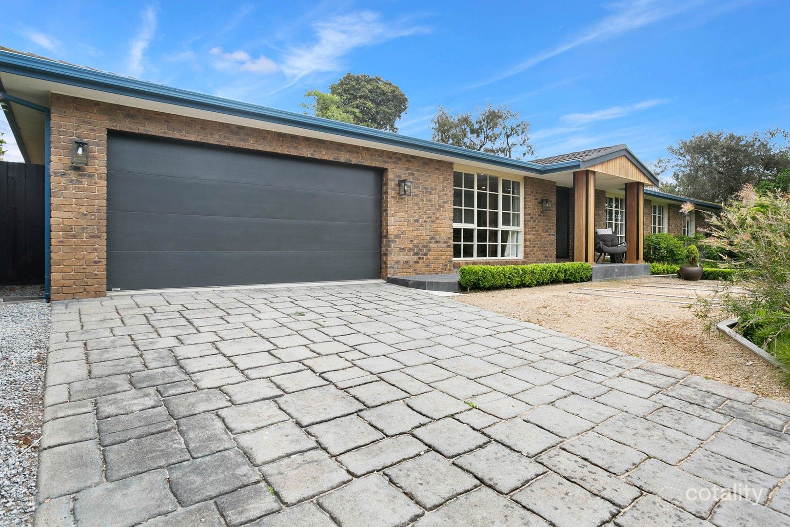 2/8 Palmerston Cres, Frankston South, VIC 3199