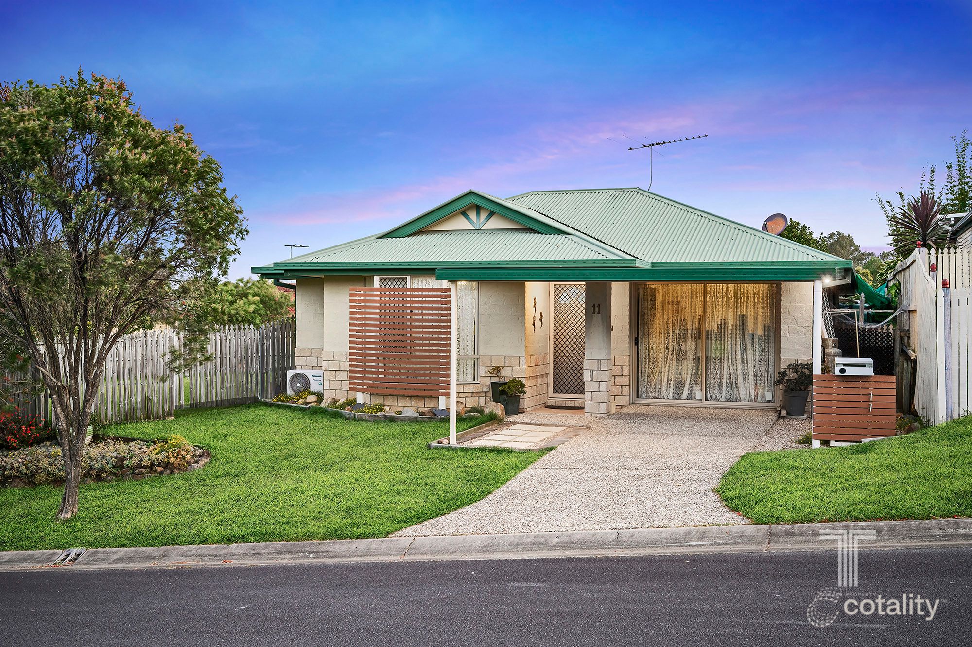 11 Samson Cres, Hemmant, QLD 4174