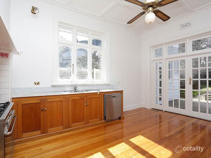 12 Mangarra Rd, Canterbury, VIC 3126