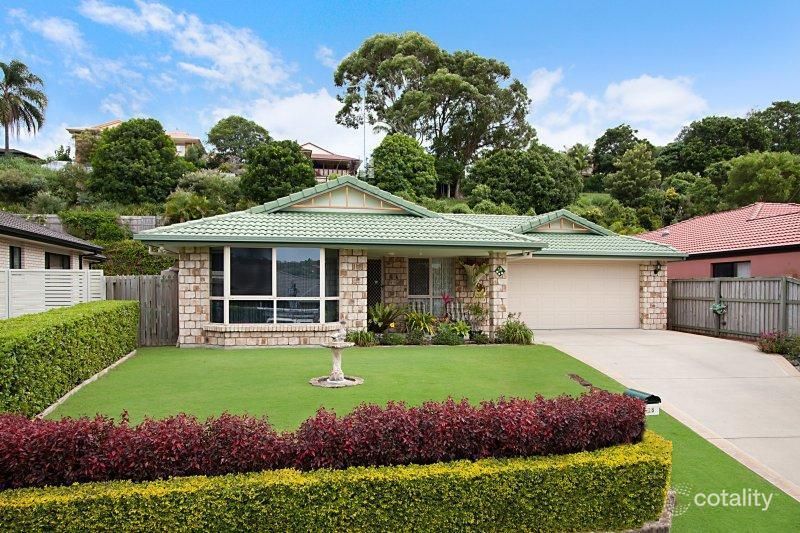 18 Comenara Cres, Banora Point, NSW 2486