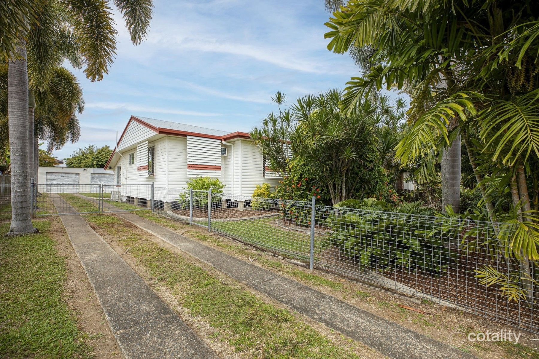 4 Elizabeth St, North Mackay, QLD 4740