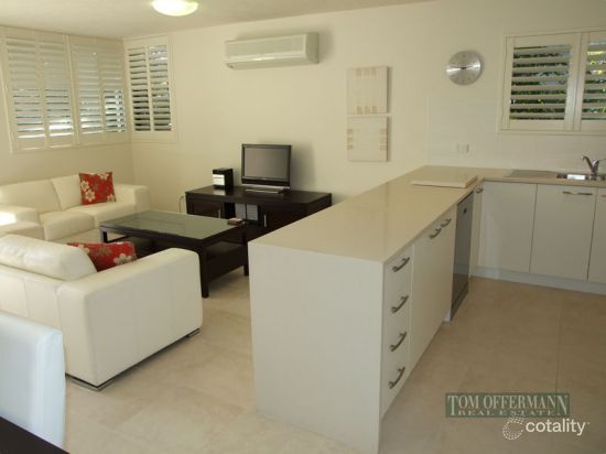 3/4 Edgar Bennett Ave, Noosa Heads, QLD 4567