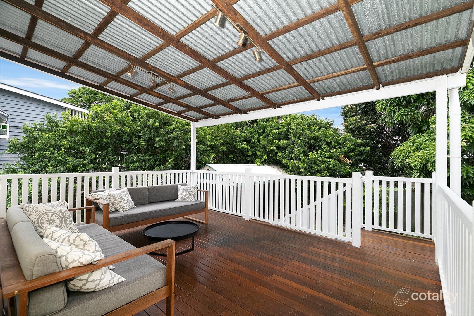 23 Park Rd, Wooloowin, QLD 4030